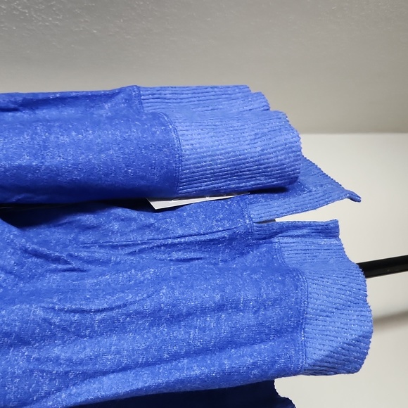 Blue soft sweat shirt - Picture 3 of 6